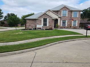 2820 Ivy Glen Ct, Grand Prairie, TX 75052