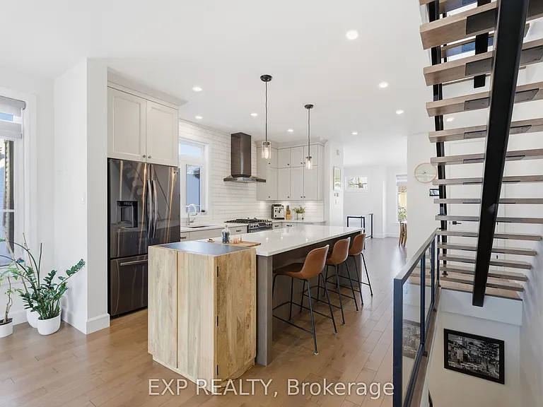 158 Marier Ave — Photo 10