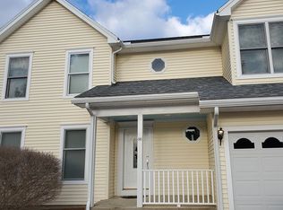 90 Osgood Rd, Charlton, MA 01507