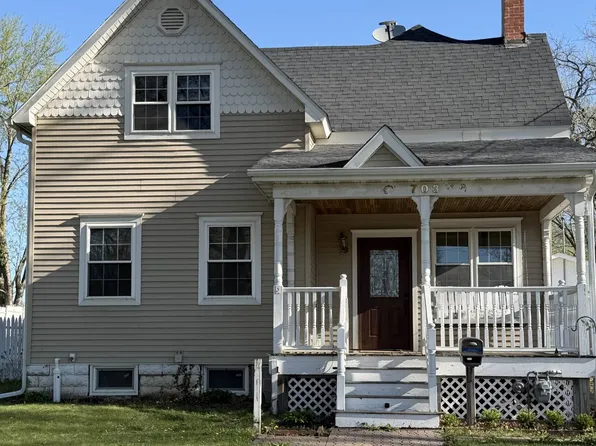 703 W Devoe St, Creston, IA 50801