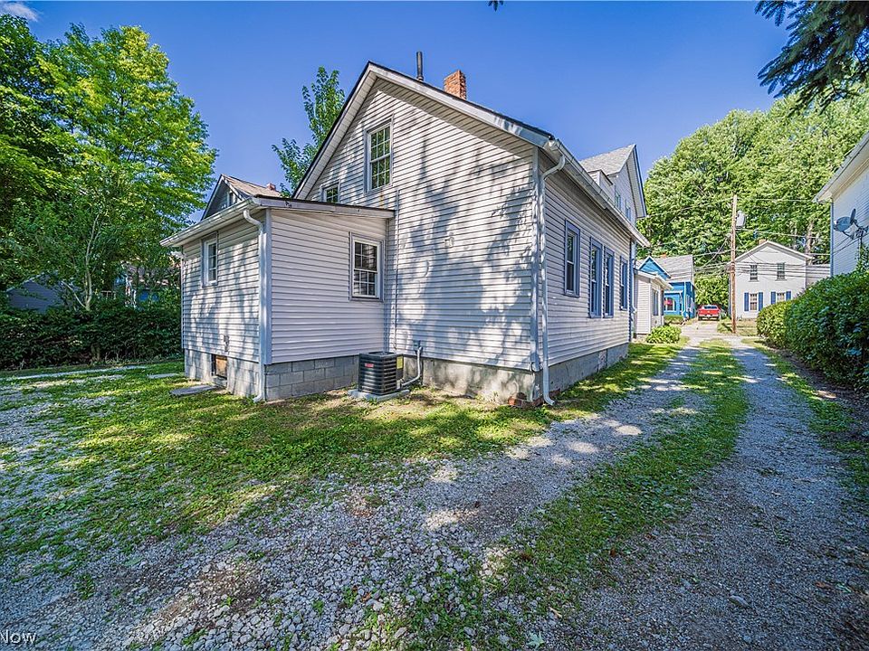 4331 Center St Willoughby OH Zillow