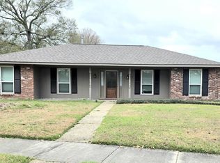 5333 Port Hudson Dr, Baton Rouge, LA 70817