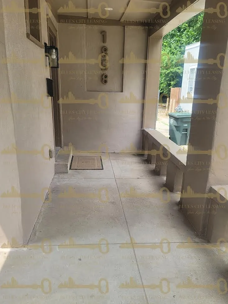 2 bed, 850 sqft, $1,175 — Photo 2