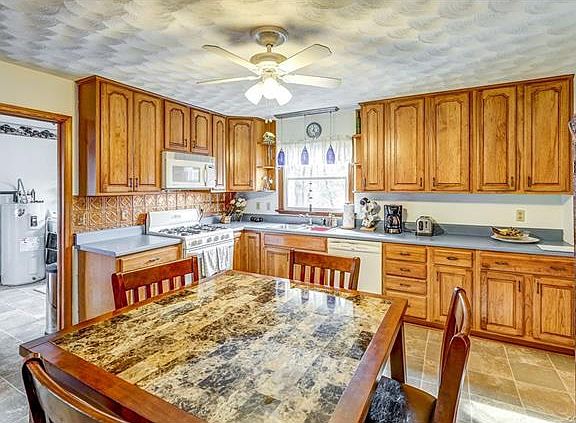 3rd image of 4801 W Gurney Ct