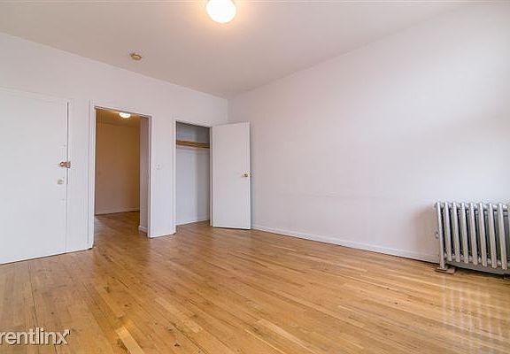 953_Metropolitan_Avenue__4R-9