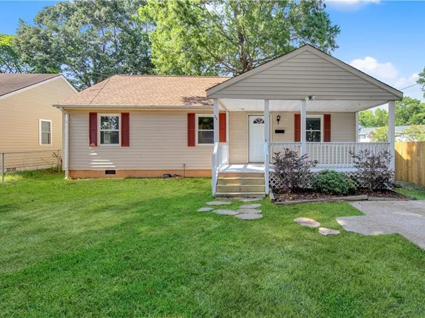 11 Alpine St, Newport News, VA 23606