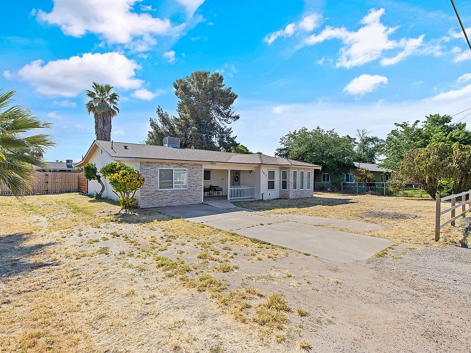 2025 Van Dorsten Avenue, Corcoran, CA 93212 | Zillow