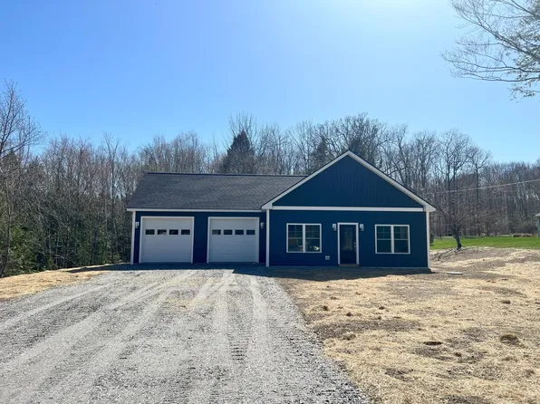 79 Mattson Heights, Gardiner, ME 04345