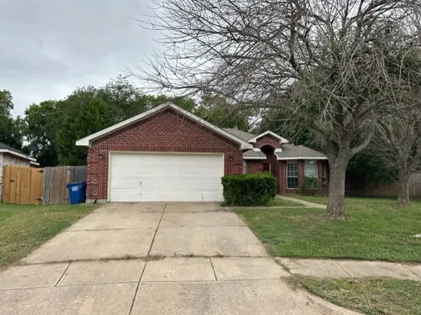 1006 Ronald Allen Ct, Glenn Heights, TX 75154