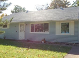4356 Belle Ave, Sheffield Lake, OH 44054