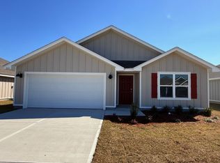 223 Laurel Hill St, Crestview, FL 32539