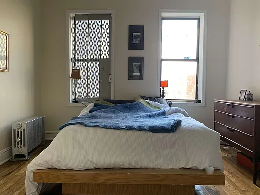 Rented by Yup Realty LLC | media 64