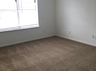 236 Oak Lake Run APT C, Chesapeake, VA 23320