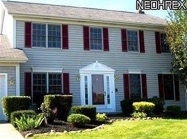 1st image of 32810 Ashdown Dr