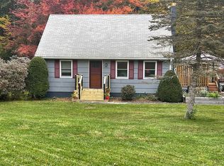 9 Little John Cir, Oxford, MA 01540
