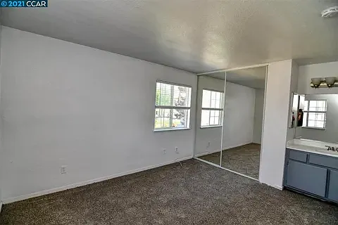 353 Lighthouse Dr — Photo 10