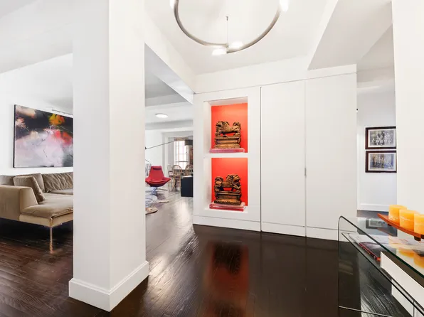 333 West 56th Street 8I image 3 of 14