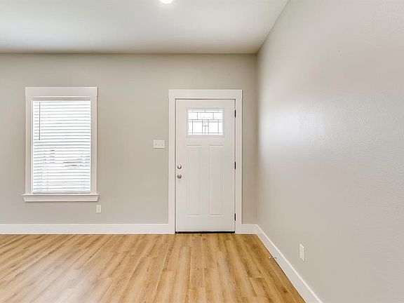 5th image of 728 River Garden Dr