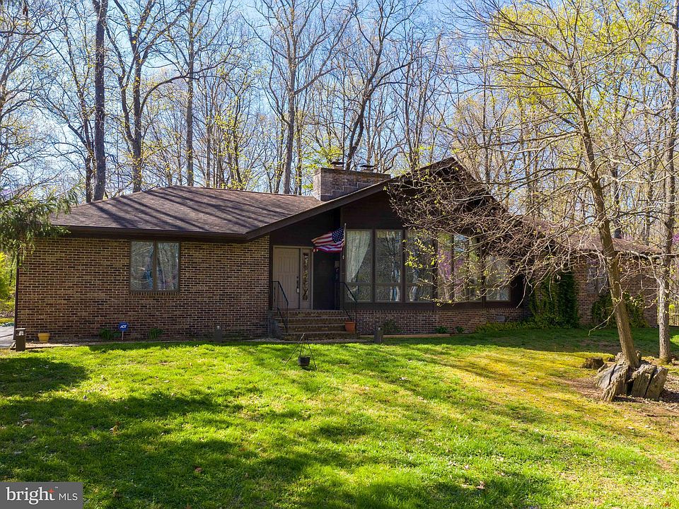 1st image of 2823 Senseny Rd