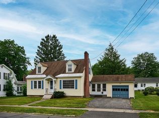 96 Maple St, Greenfield, MA 01301