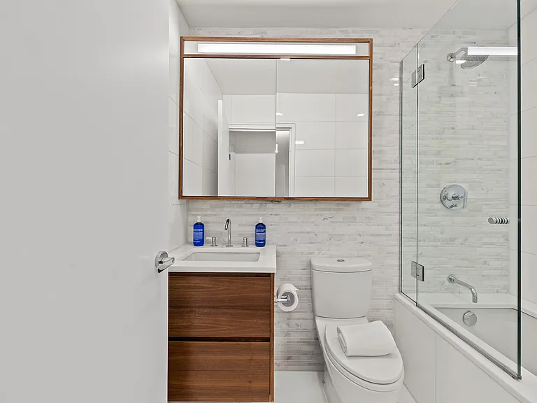 301 W 53rd St #4H — Photo 21