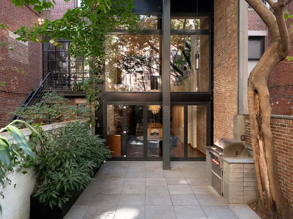 163 West 87th Street TH image 3 of 20