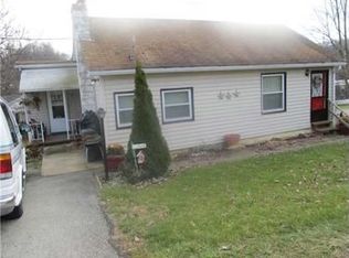 952 State Route 66, Vandergrift, PA 15690