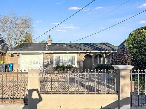 1111 Madera Ave Photo 1