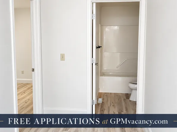 1701 E Amber Ln #1, Urbana, IL 61802