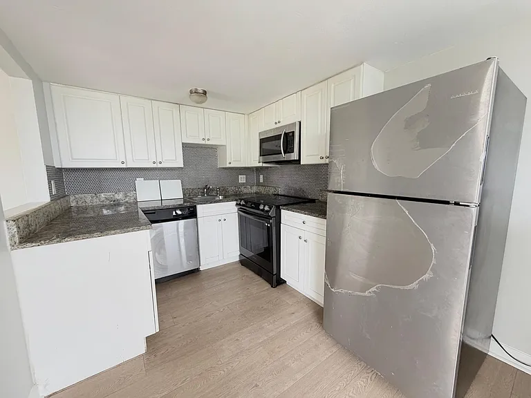 1501 Crescent Cir #E45 — Photo 10
