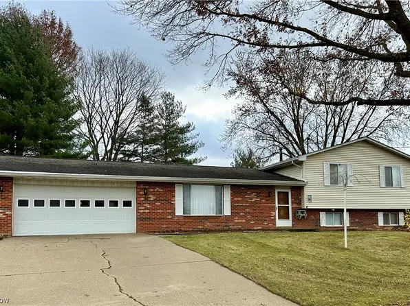 139 Brandy Dr, Marietta, OH 45750