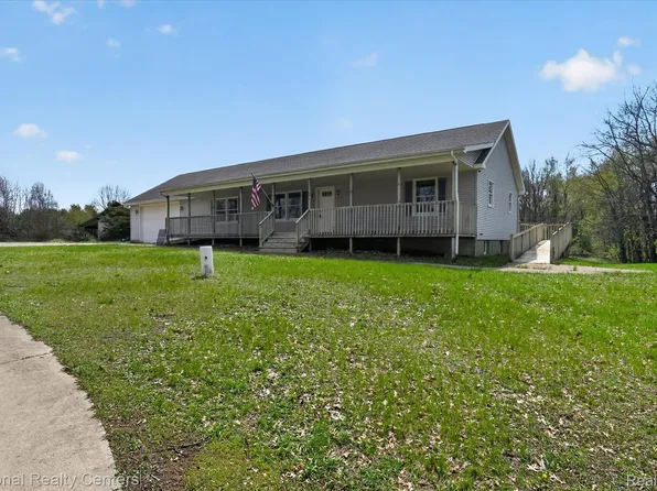 11277 Phal Rd, Grass Lake, MI 49240