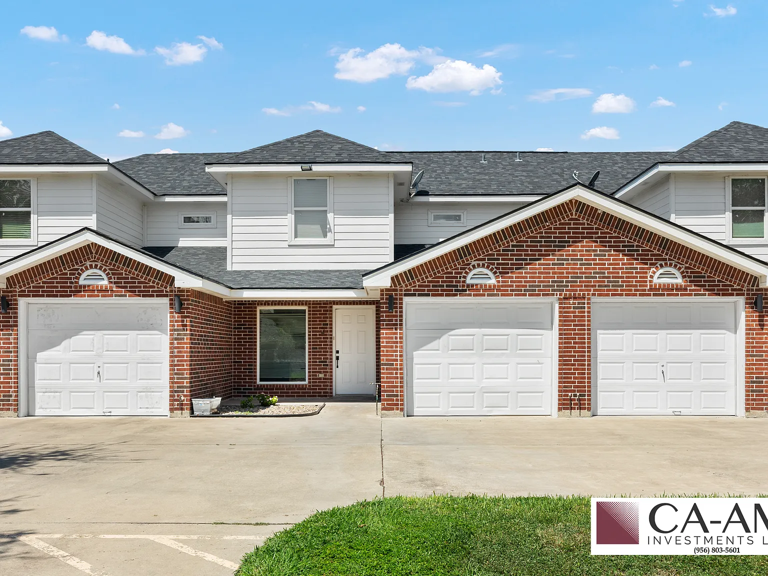 2 bed, 2.5 bath, 1100 sqft, $1,235 — Photo 1