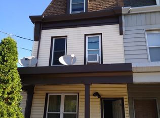 1227 Carbon St #A, Reading, PA 19601