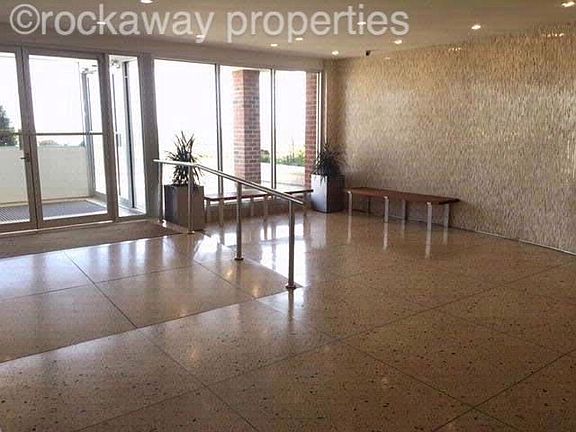4th image of 12310 Ocean Promenade #6D