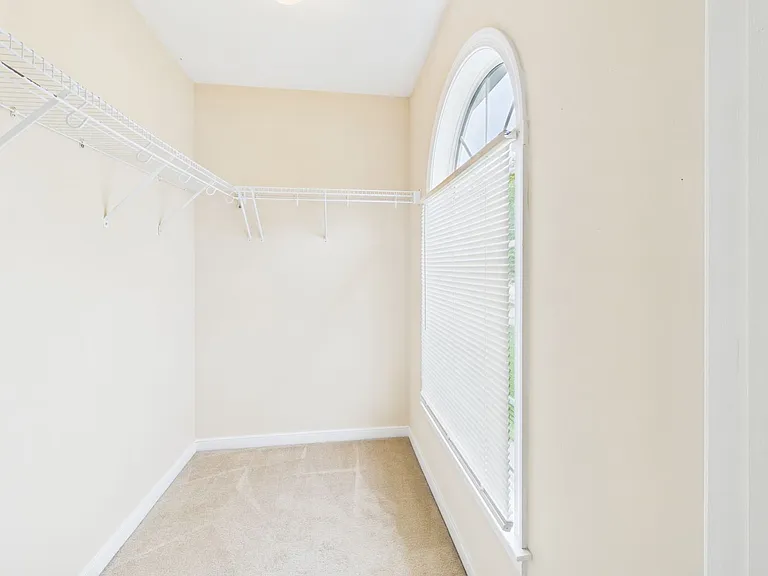 1905 Colgate Ave — Photo 16