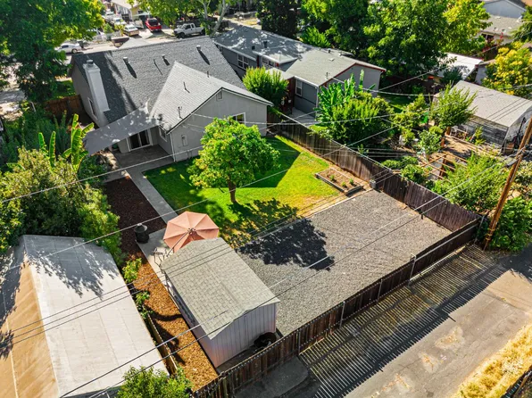 231 D St, Roseville, CA 95678