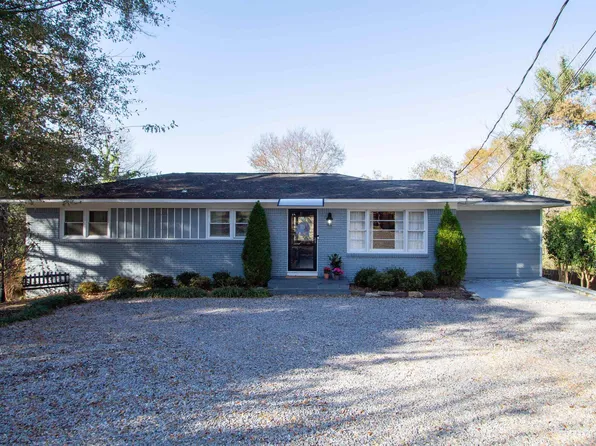 7000 Taylor Ln, Trussville, AL 35173