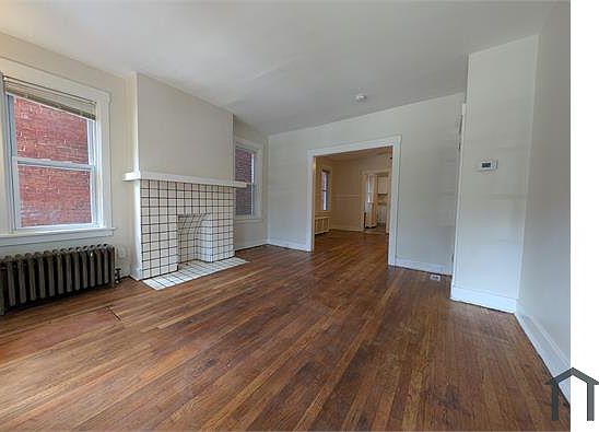 3rd image of 845 N Saint Clair St Floor 1