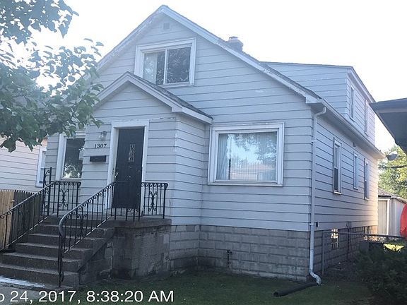 2nd image of 1307 W 142nd St