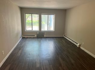 2465 N Frederick Ave #105, Milwaukee, WI 53211
