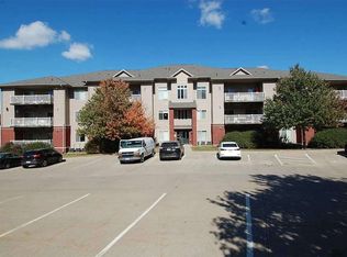 470 N 1st Ave APT 203, Iowa City, IA 52245