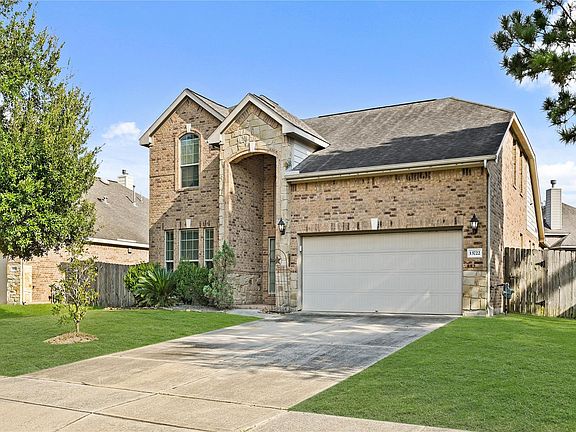 3rd image of 13722 McKinney Creek Ln