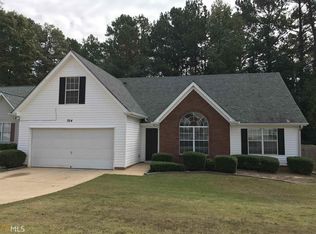 354 Shadetree Ln, Lawrenceville, GA 30044