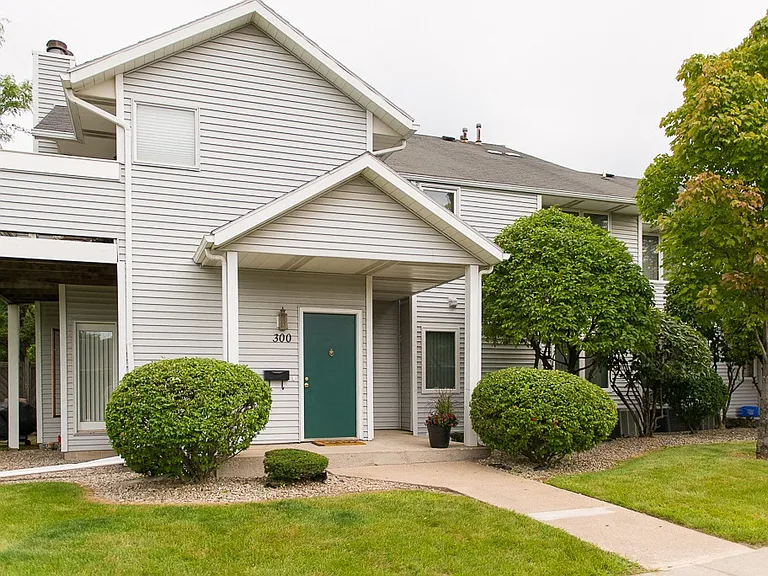 Private, covered front entrance porch