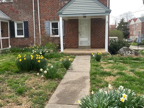 1425 Westwood Ln, Wynnewood, PA 19096