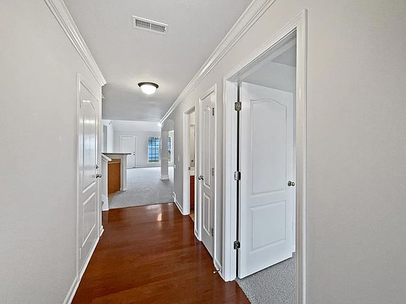 5th image of 505 Yellowstone Ct