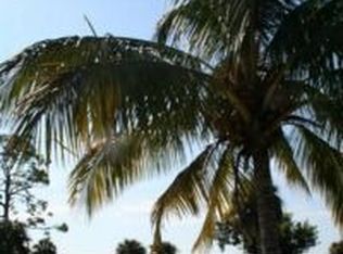 640 Hibiscus Dr, Royal Palm Beach, FL 33411