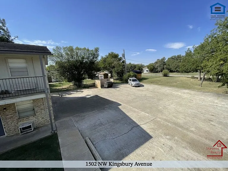 Amber Apartments — Photo 34