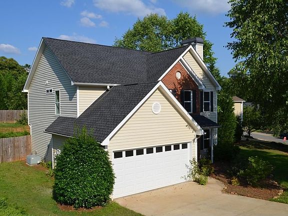 3rd image of 831 Eagle Glen Xing